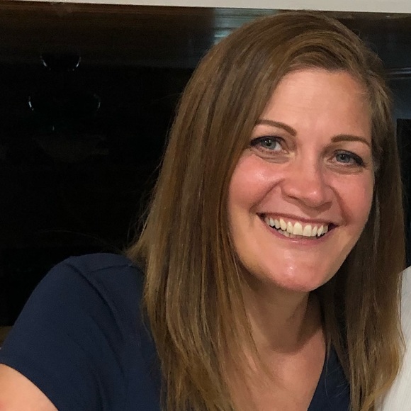 Meet your Posher, Tracy - Picture 1 of 1